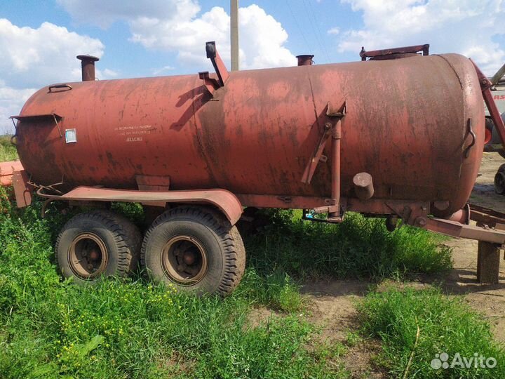 Разбрасыватель удобрений БобруйскАгромаш МЖТ-Ф-11, 1987