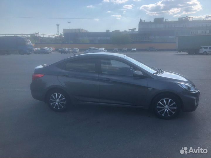 Hyundai Solaris 1.6 AT, 2012, 134 371 км