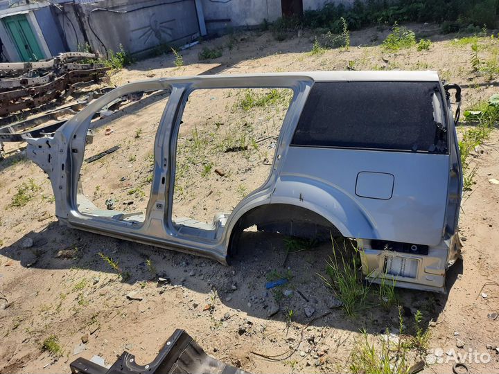 Левая сторона кабины R51 nissan Pathfinder (2009-2