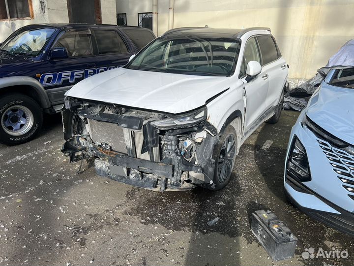 Hyundai Santa Fe 2.2 AT, 2020, битый, 80 000 км