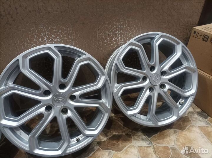 Продаю диски комплект 4 шт r 17 5/114.3