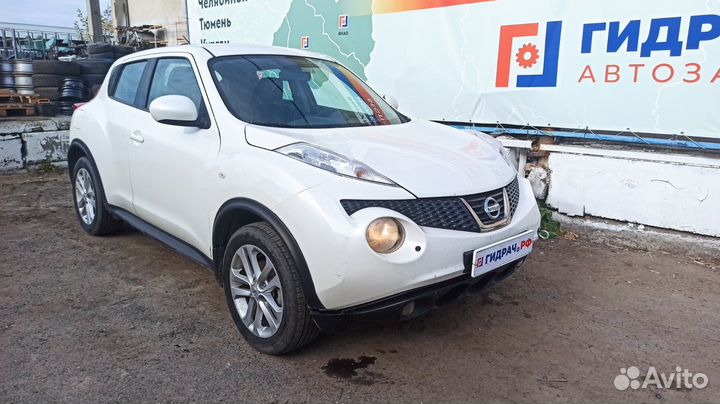 Блок кнопок Nissan Juke (F15)