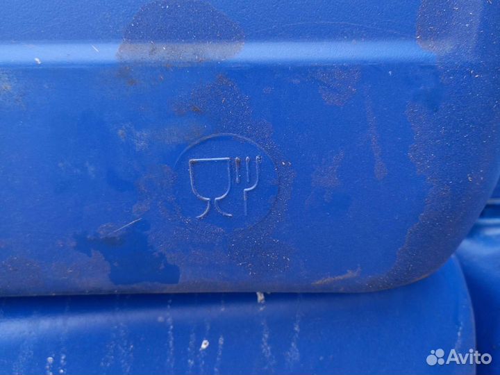 Канистра пластиковая 20 литров