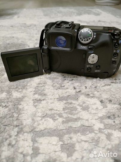 Фотоаппарат canon powershot PRO1