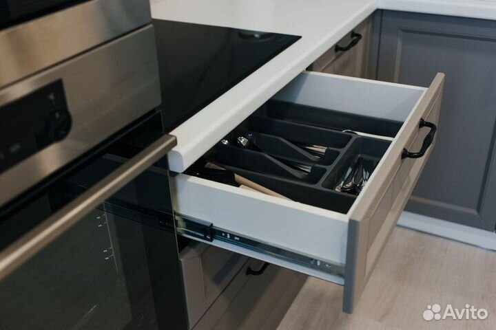 Угловая кухня «A» + духовка в подарок