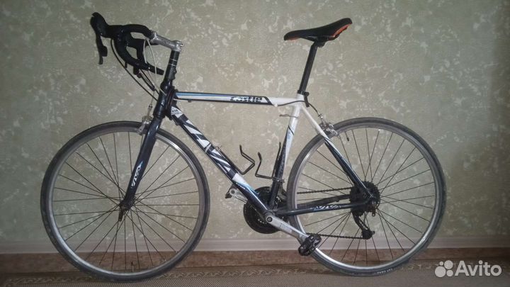Шоссейный велосипед