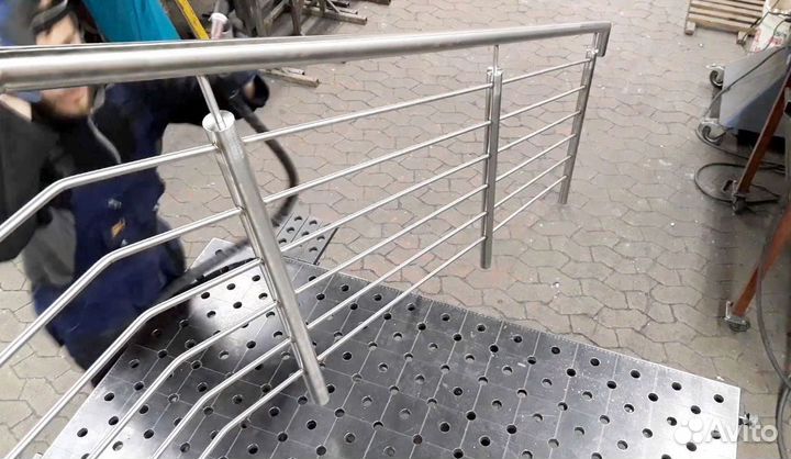 Перила в частный дом