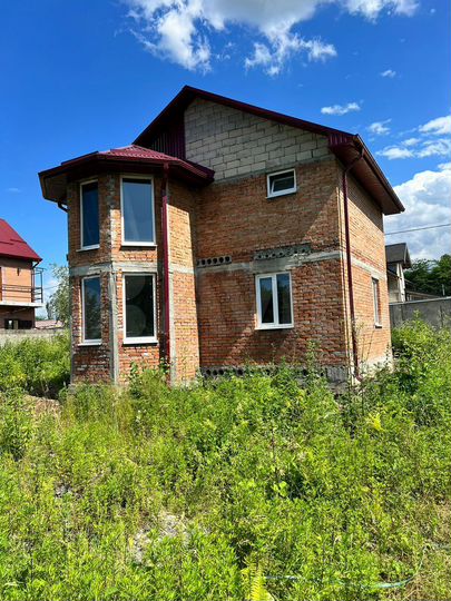 Дом 117 м² на участке 5 сот.
