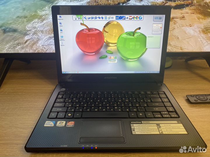 Ноутбук 14 дюймов 6 Гб, SSD 128, HDD 650, intel i3