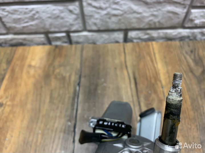 Kia Sorento 2 (XM) Моторчик стеклоочистителя