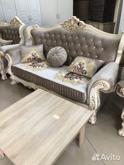 Диван велюр