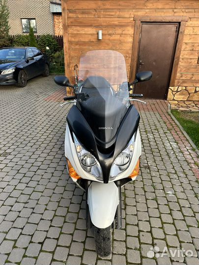 Honda Silverwing 400