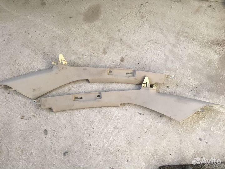 Обшивка стойки задняя Audi A4 (4136)