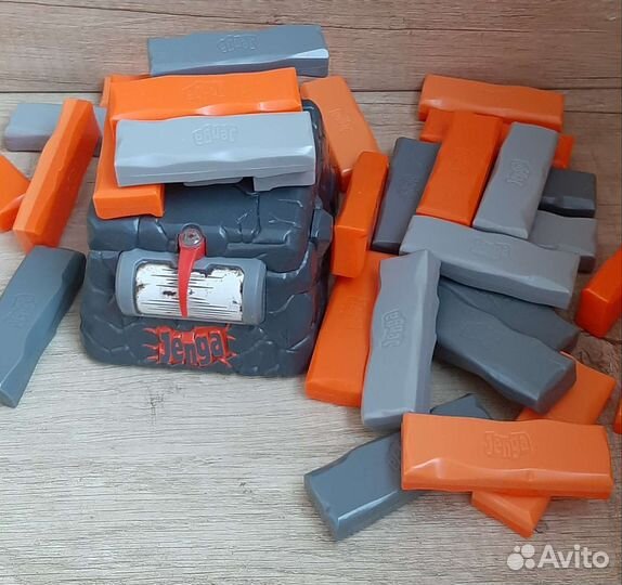 Настольная игра Дженга Квейк