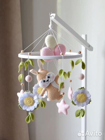 Детский мобиль карусель в кроватку из фетра