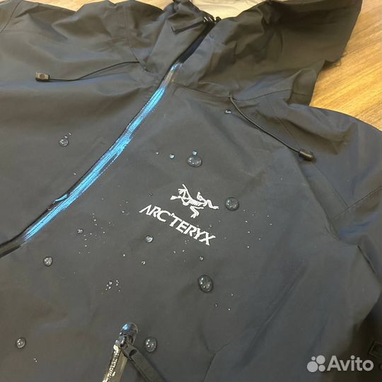 Ветровка Arcteryx Beta LT