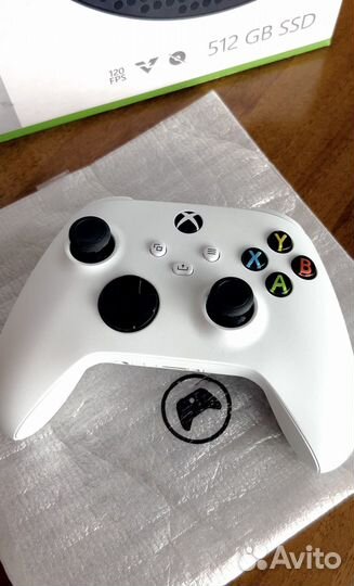 Xbox series s с подпиской game pass