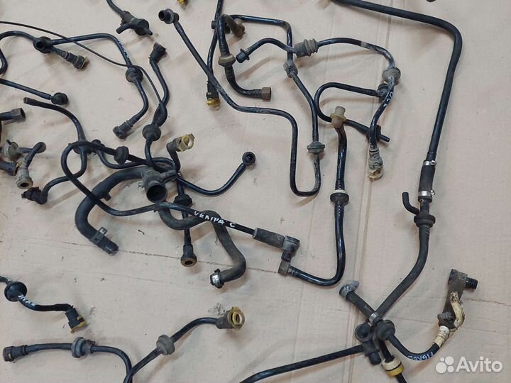 Трубка вакуумная Opel Astra H G Vеctra B C