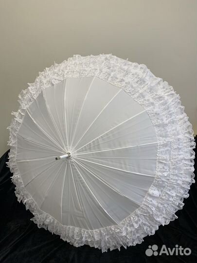 Зонт белый с кружевом