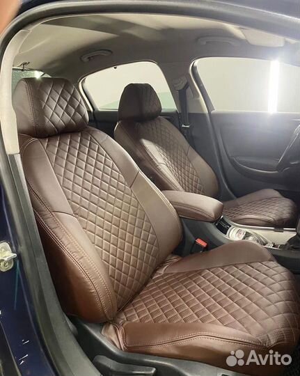 Автомобильные чехлы на Citroen C-5 (2007+)