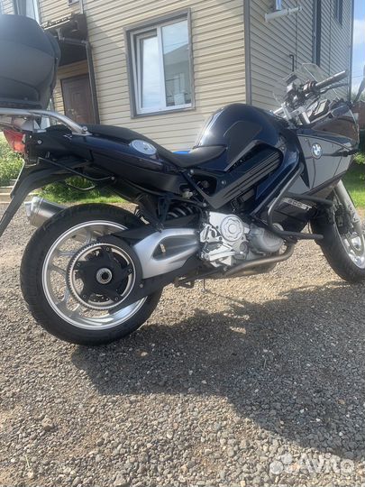 BMW F800ST