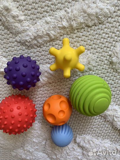 Развивающие тактильные мячики