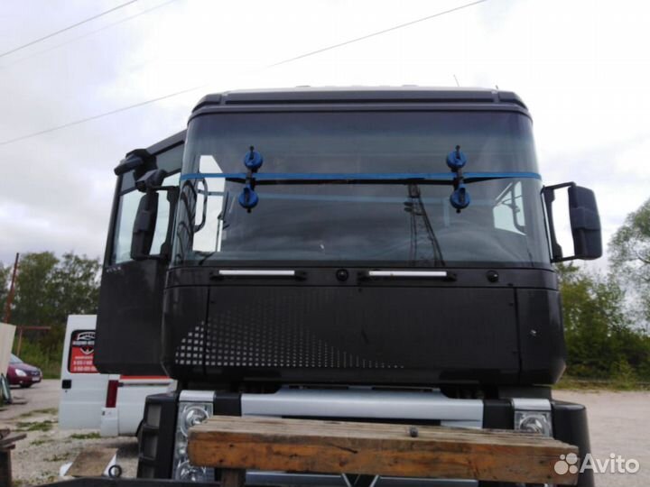 Лобовые стёкла для грузовых автомобилей