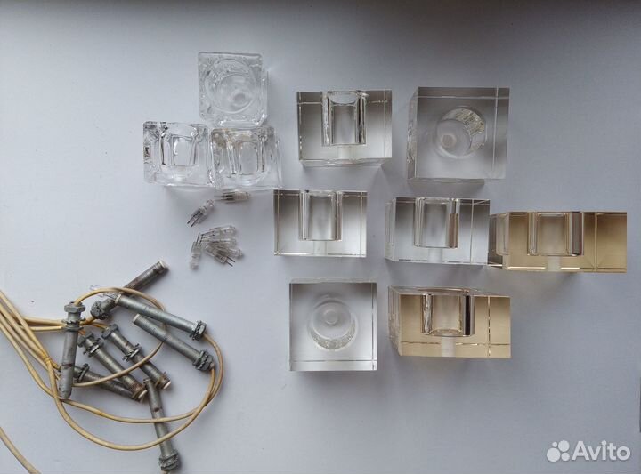 Плафоны стекляннные с патронами