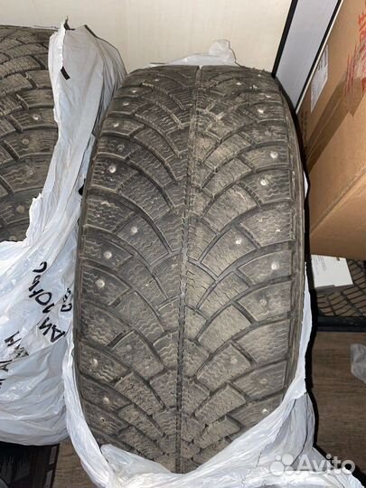 Bfgoodrich G-Force Stud 205/55 R16 94Q