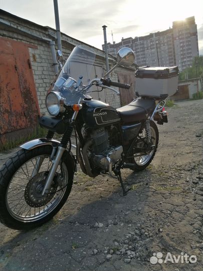 Мотоцикл Honda CB400SS