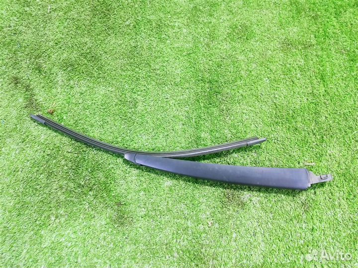 Поводок стеклоочистителя задний volkswagen Golf P