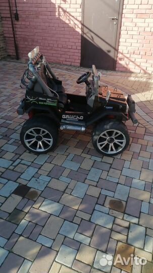 Детский электромобиль Peg Perego Gaucho Superpower