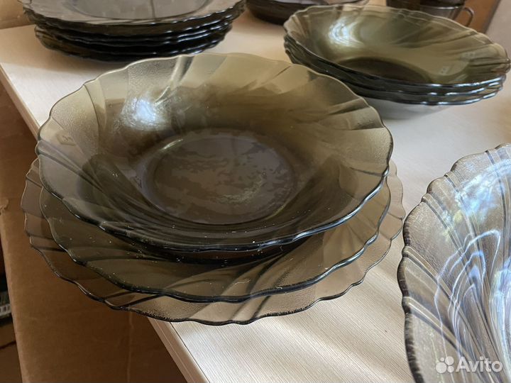 Набор столовой посуды тарелки