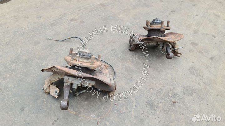 Кулак поворотный Niva Chevrolet. Разбор