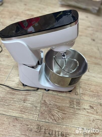 Планетарный миксер BQ MX340 белый