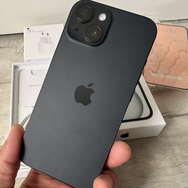 iPhone 15, 256 ГБ, 1 SIM