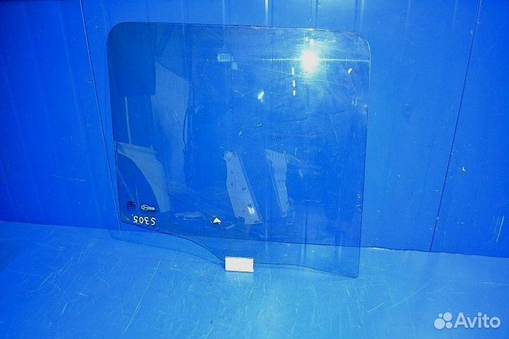Стекло двери, правое scania R-series (01.04)