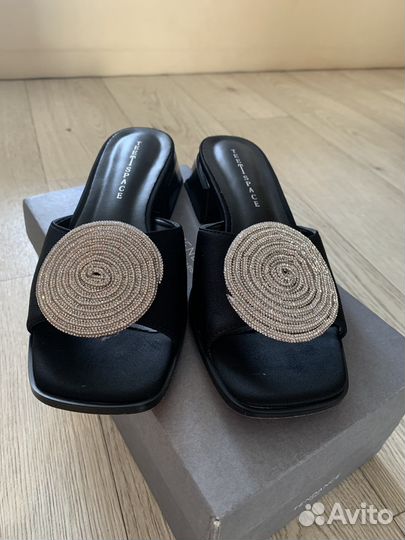 Сабо, Шлепанцы женские