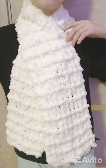 Шарф из плюшевой пряжи