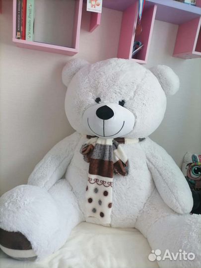 Плюшевый медведь большой