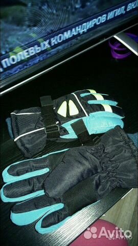 Горнолыжные перчатки женские