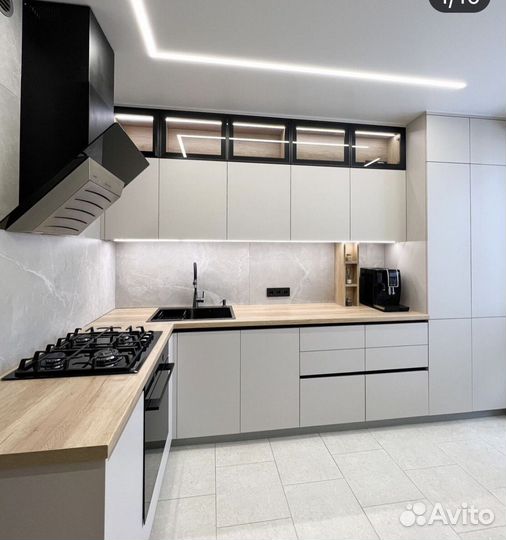 Красивый гарнитур для кухни