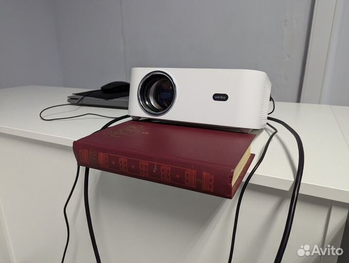 Портативный проектор Wanbo Projector WB-TX1