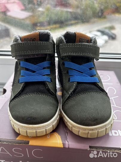 Ботинки осенние для мальчика 22
