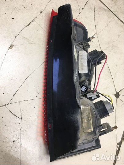 Фонарь левый верхний