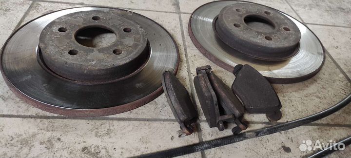 Троса ручника и задние тормозные диски mondeo