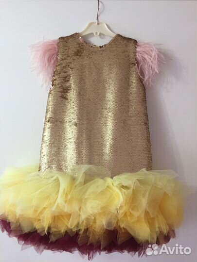 Платье для девочки новое
