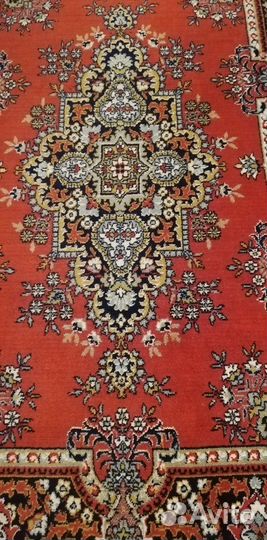 Ковер шерстяной