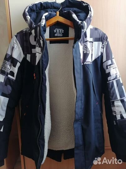 Куртка зимняя на подростка 44размера