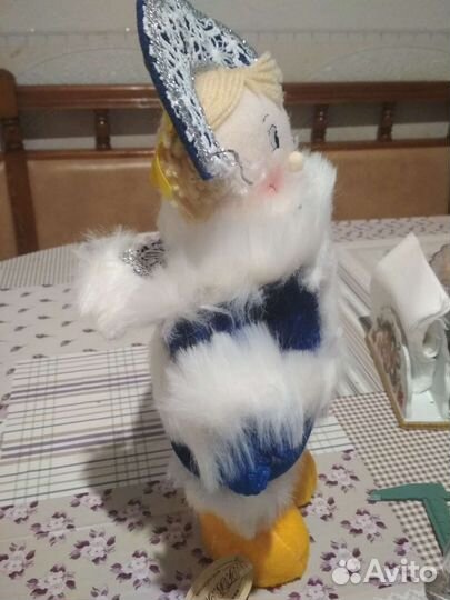 Фигурка (Снегурочка) на новый год